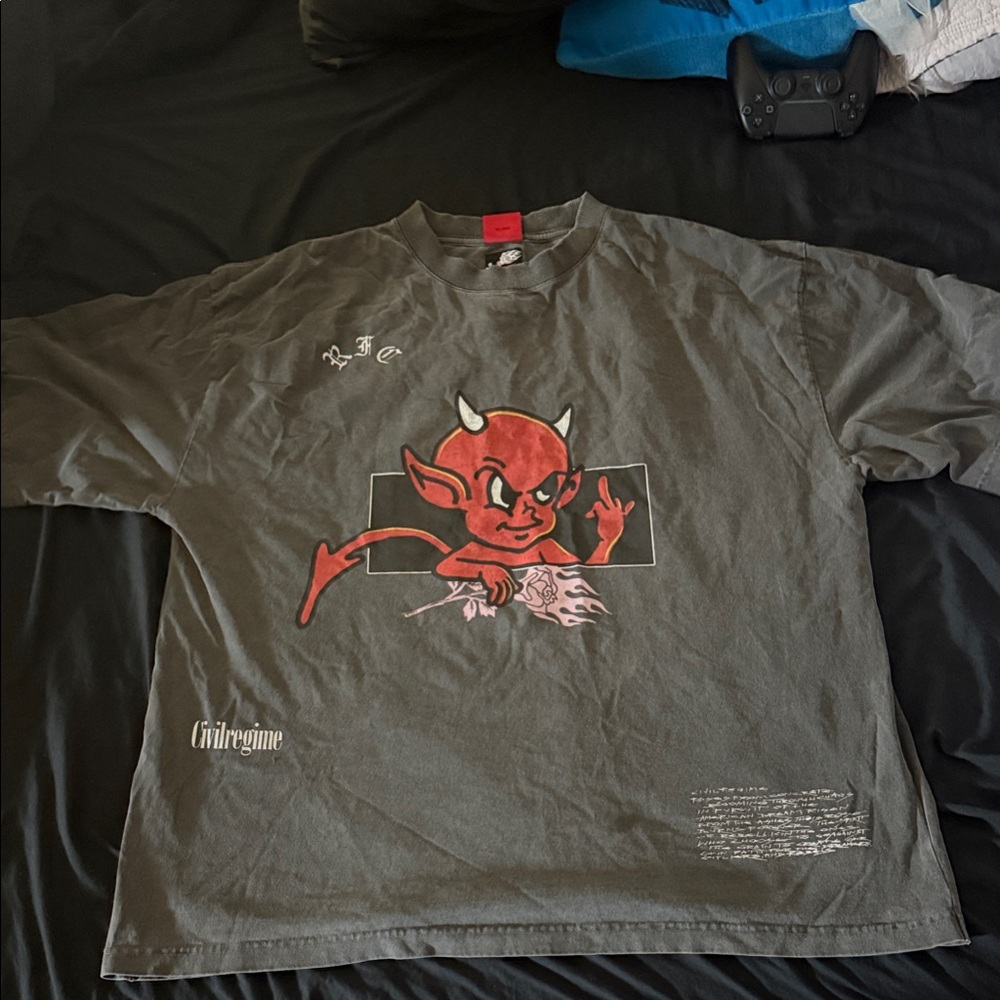 Vintage Graphic Devil Tee - Gray